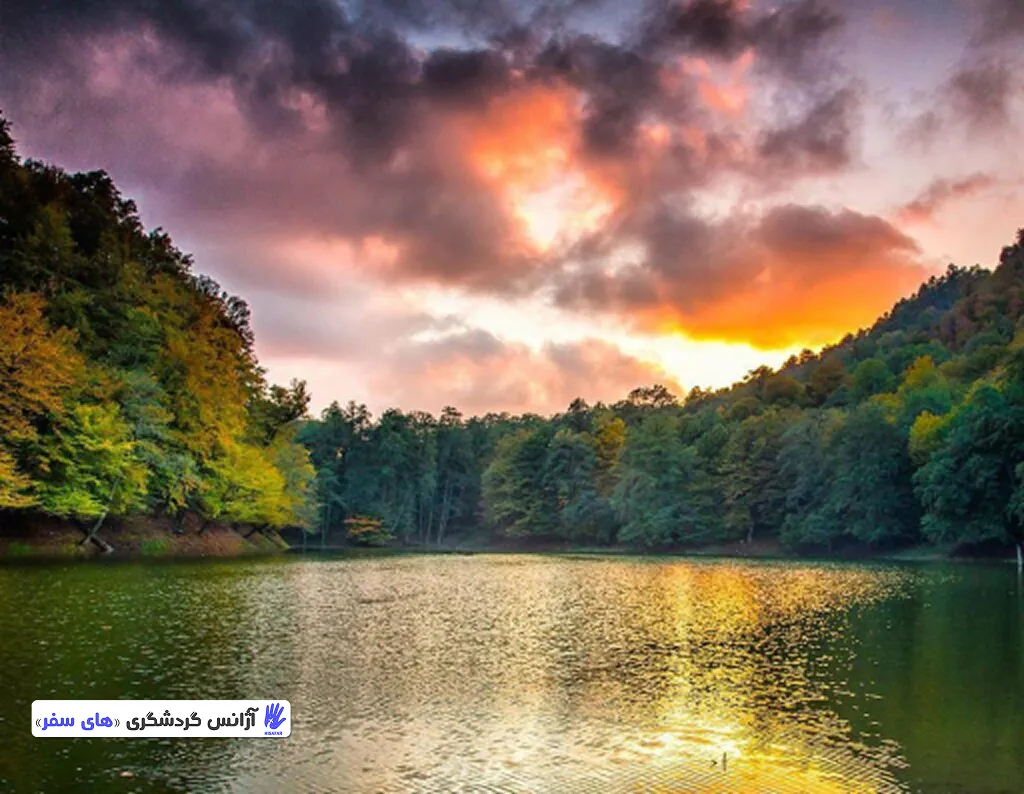 دریاچه چورت و ساحل فرح آباد قطاری